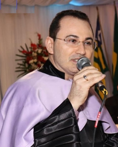 Prof. Dr. Raimundo Isídio de Sousa